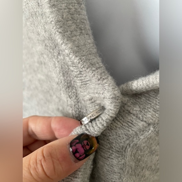 Michael kors top - Picture 4 of 11